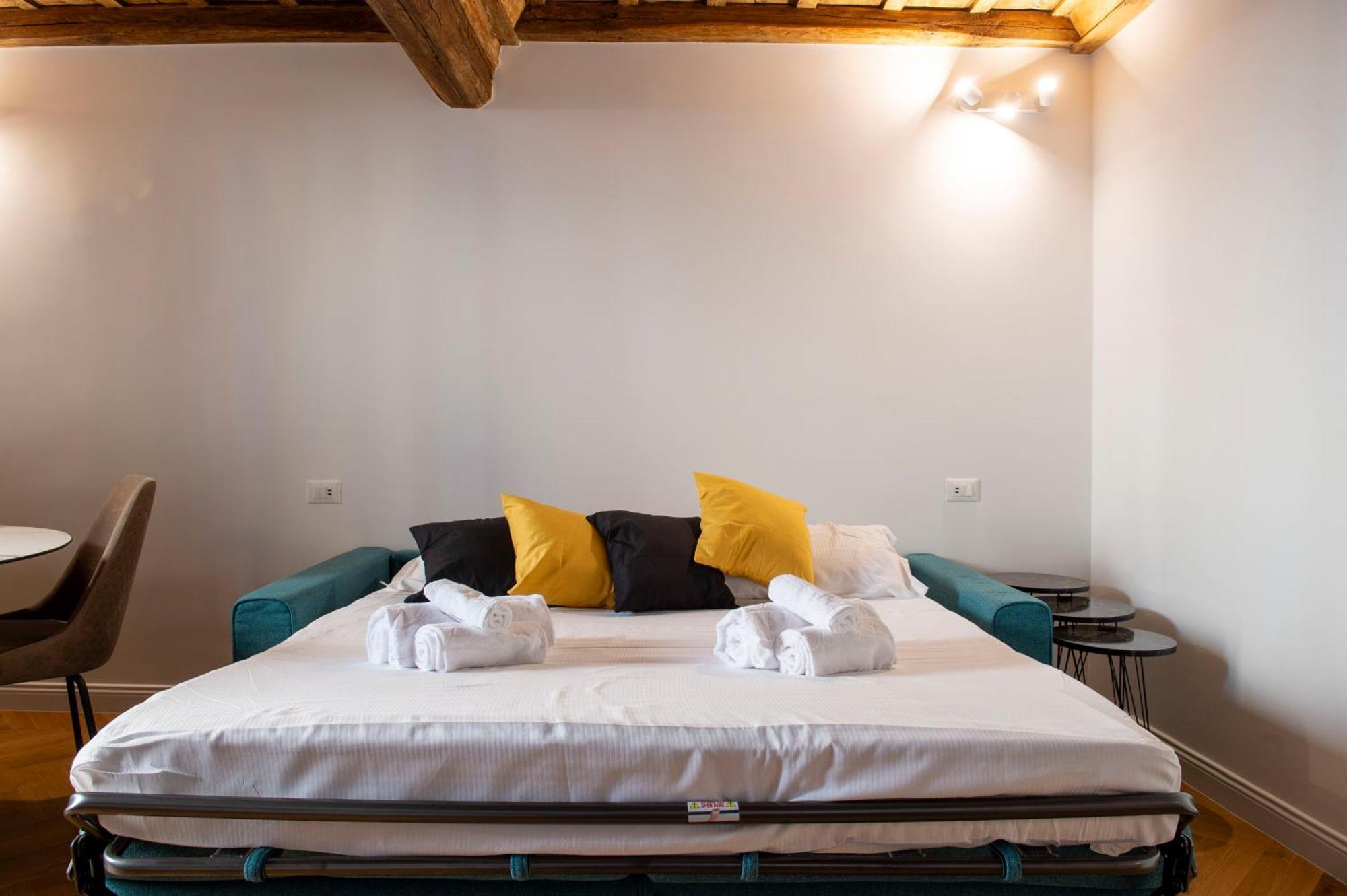 Costaguti Holiday Apartment Рим Екстер'єр фото